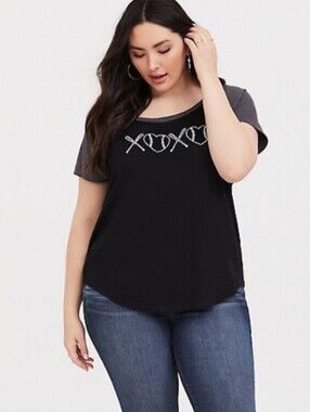 Torrid Black & Gray Raglan Baseball XOXO Tee